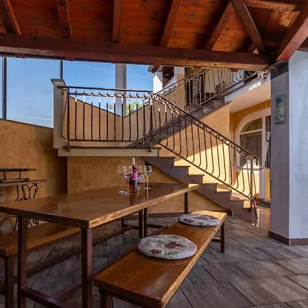 Casa Milena Nyaraló